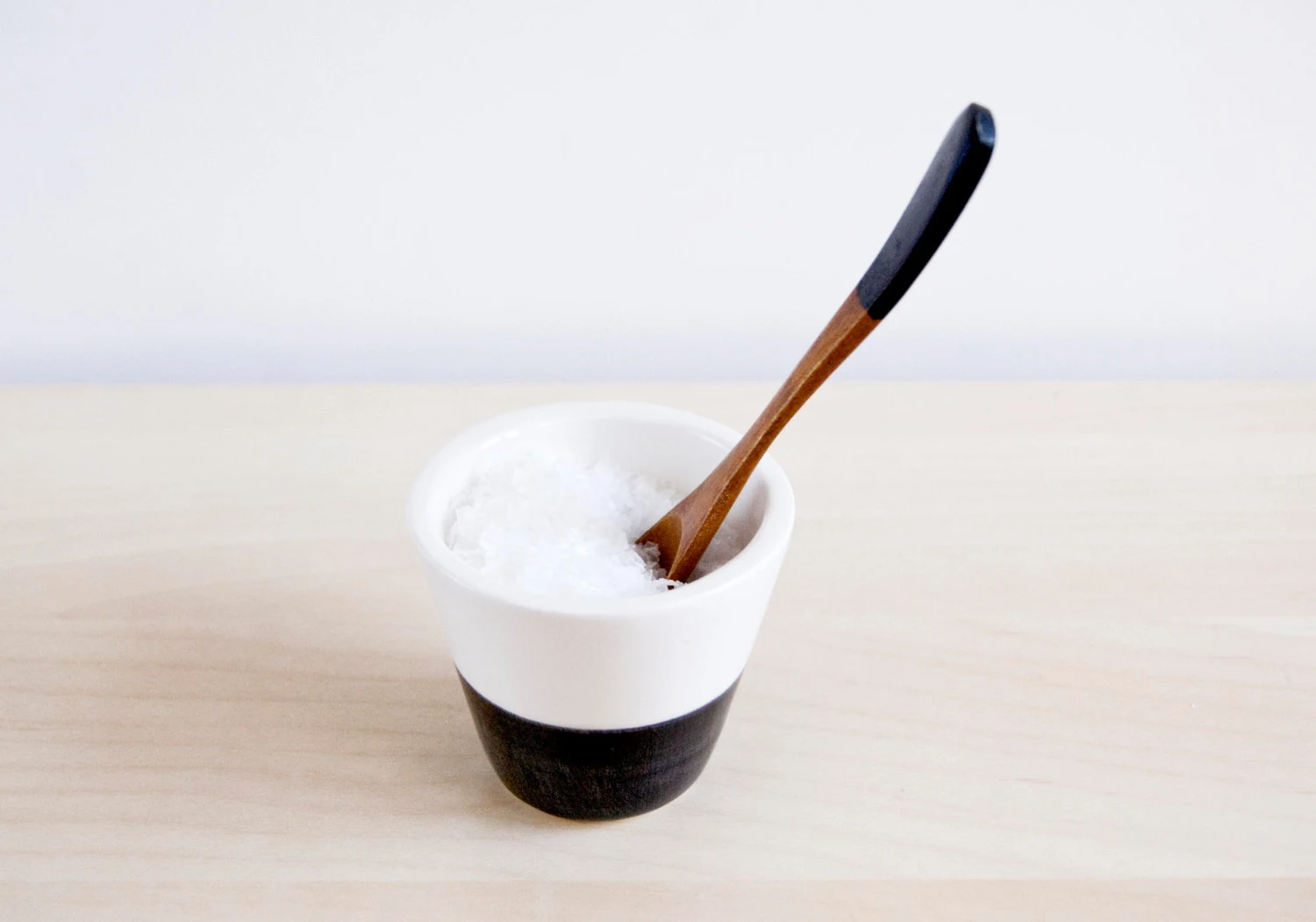 Salero de cerámica (Varios Colores) estilo escandinavo con cuchara - Imagen 8