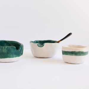 Bowls de cerámica estilo wabi sabi esmeralda y blancos hecho a mano